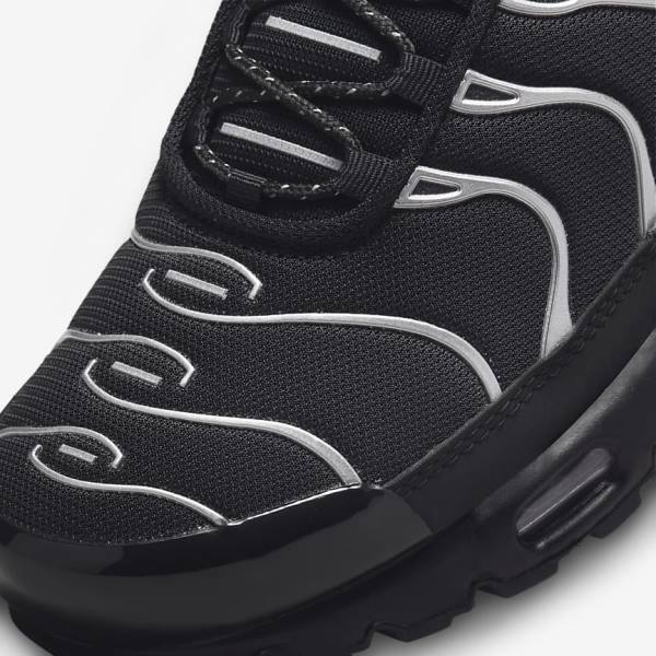 Nike Air Max Plus Miesten Tennarit Mustat Vihreä Metal Hopea Mustat | NK716KDS