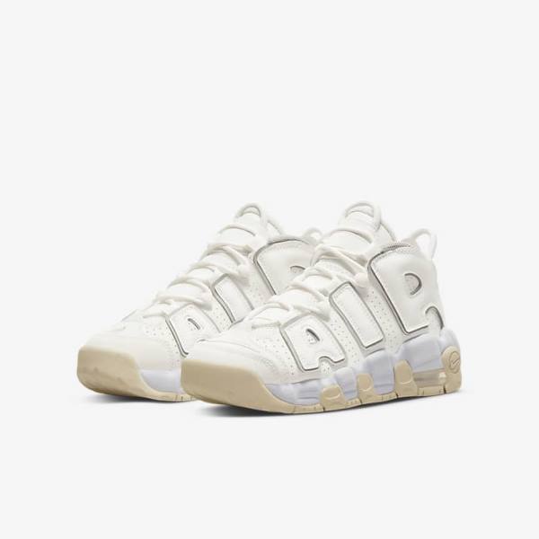 Nike Air More Uptempo Older Lasten Koripallokengät Valkoinen Ruskea Vaalean | NK958KZF