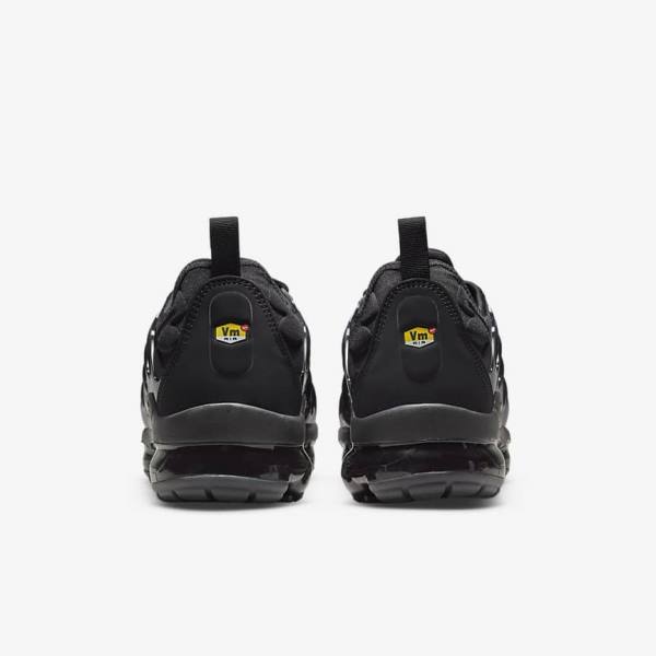 Nike Air VaporMax Plus Miesten Tennarit Mustat Tummanharmaat | NK167SLV