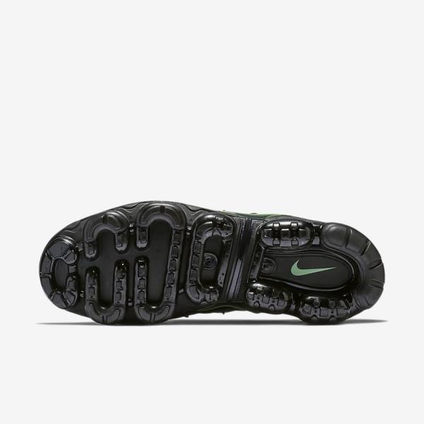 Nike Air VaporMax Plus Miesten Tennarit Mustat Valkoinen | NK374SEF