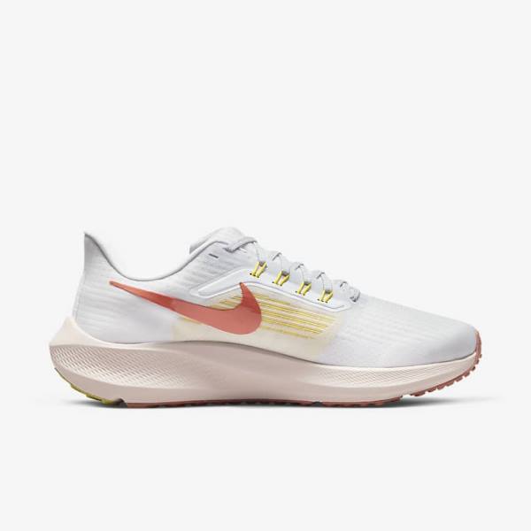 Nike Air Zoom Pegasus 39 Maantie Naisten Juoksukengät Valkoinen Vaalean | NK306YCT