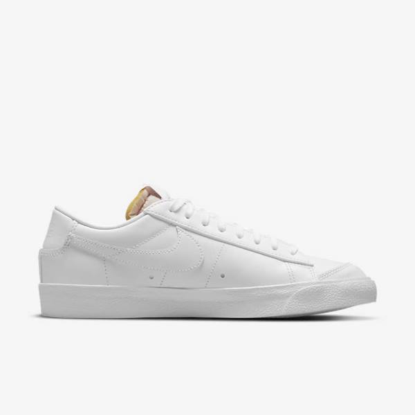 Nike Blazer Low 77 Naisten Tennarit Valkoinen | NK792LNS