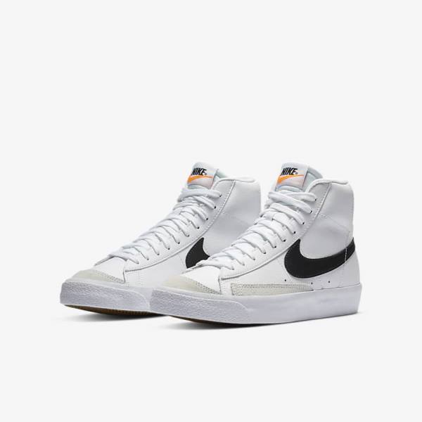 Nike Blazer Mid 77 Older Lasten Koripallokengät Valkoinen Oranssi Mustat | NK750EPR