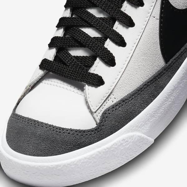 Nike Blazer Mid 77 SE Dance Older Lasten Tennarit Valkoinen Punainen Vaaleanharmaat Mustat | NK723EWG