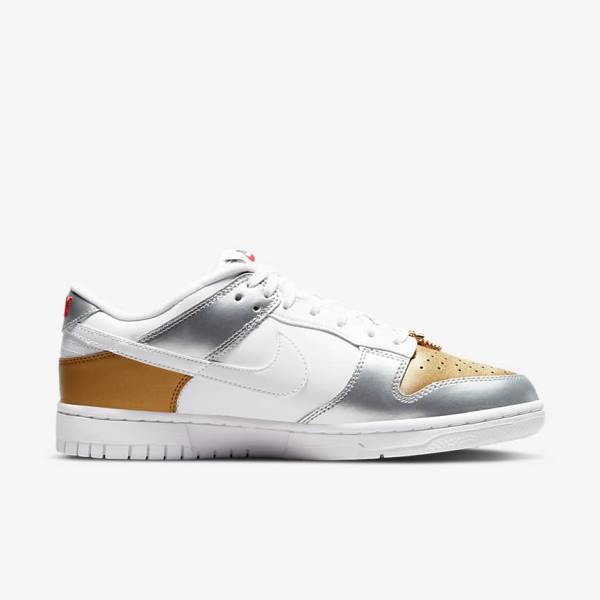 Nike Dunk Low SE Naisten Tennarit Kultaiset Hopea Punainen Valkoinen | NK648WXA